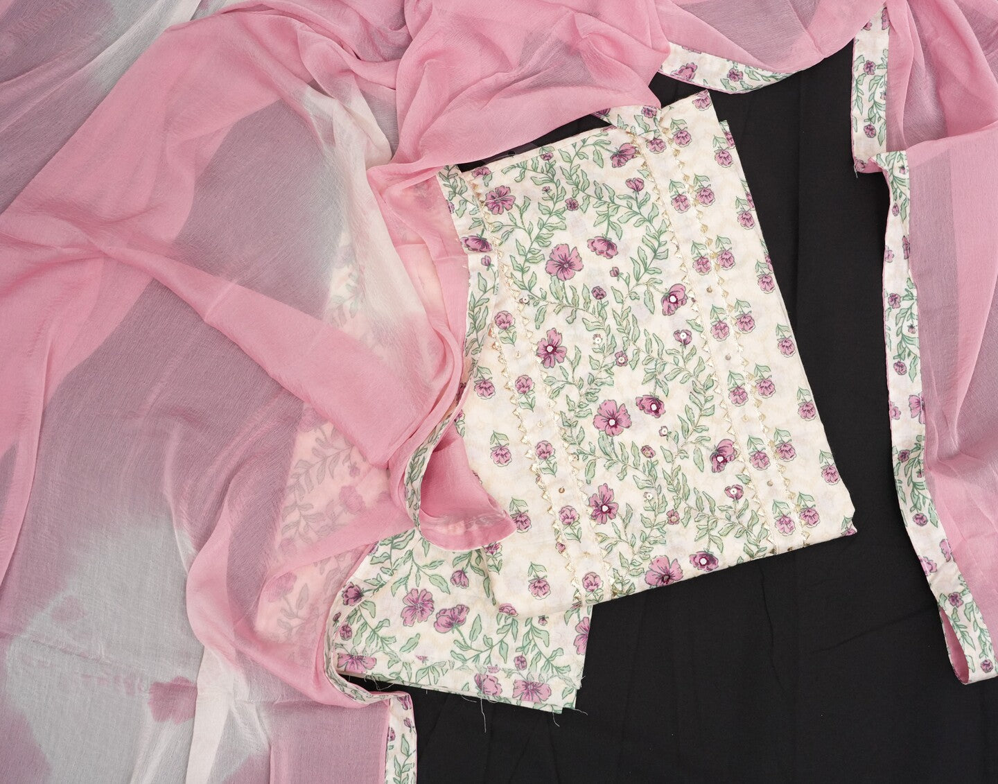 ETHEREAL WHITE & FLORAL PRINTED UNSTITCHED SUIT