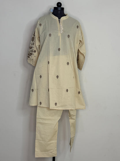 Ivory Vanya Embroidered Kurta Set